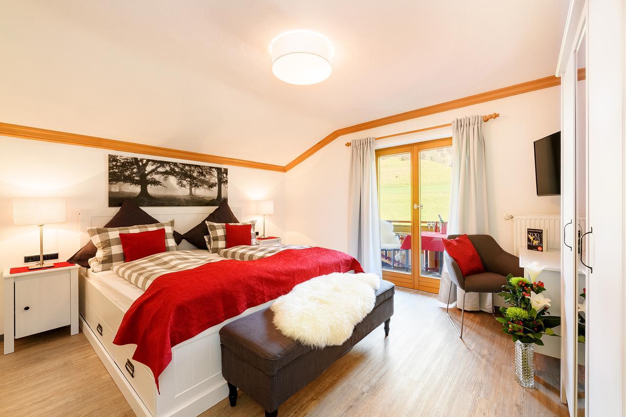 אוברסטדורף "Haus Berktold" - Annehmlichkeiten Von 4-Sterne Familien-Und Wellnesshotel Viktoria Koennen Mitbenutzt Werden מראה חיצוני תמונה