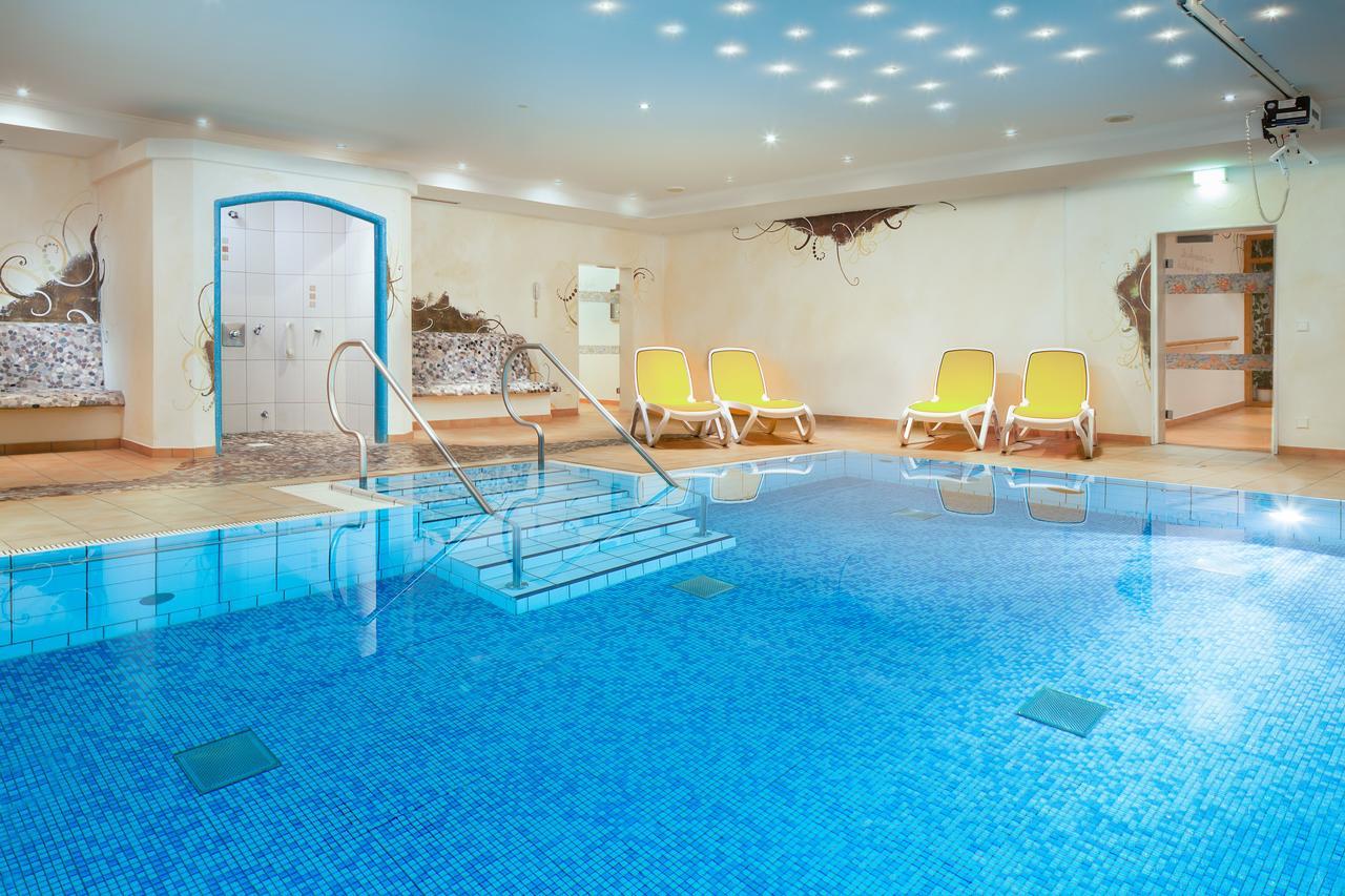 אוברסטדורף "Haus Berktold" - Annehmlichkeiten Von 4-Sterne Familien-Und Wellnesshotel Viktoria Koennen Mitbenutzt Werden מראה חיצוני תמונה